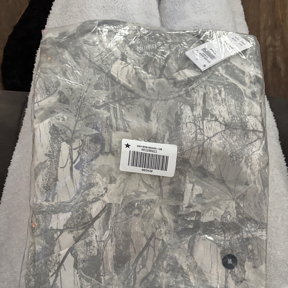 Hollister Camouflage mens T-Shirt - Picture 5 of 7